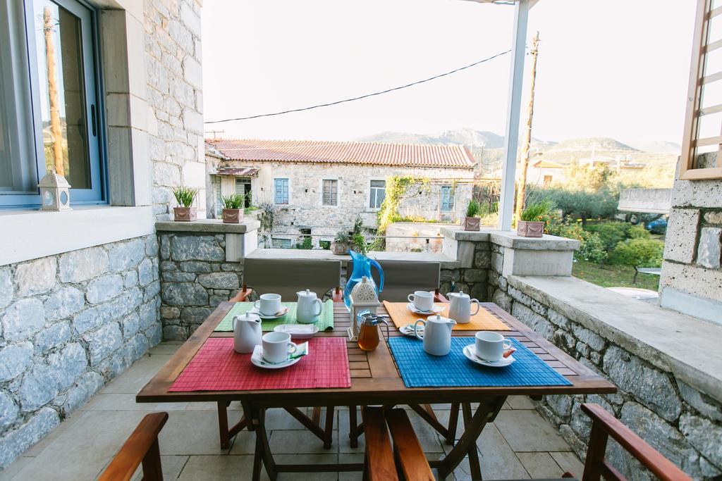 Maistros Kardamyli Apartments Exterior photo